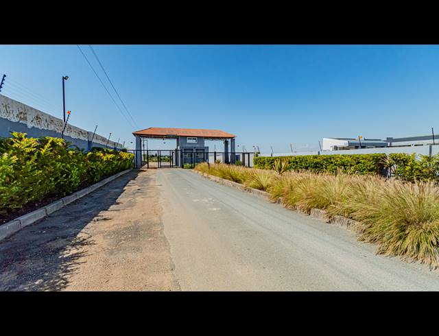 10,000M² VACANT LAND FOR SALE IN KNOPJESLAAGTE AH